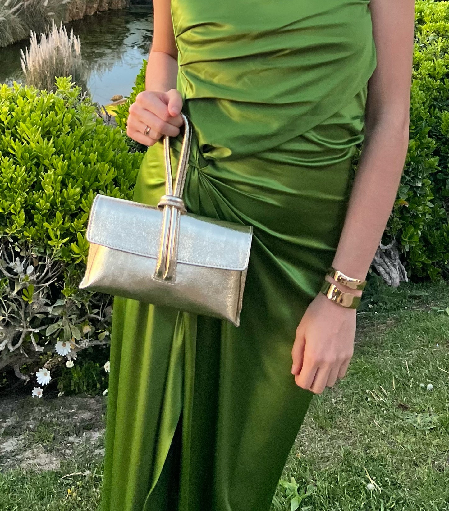 Bolso Dorado Brillante